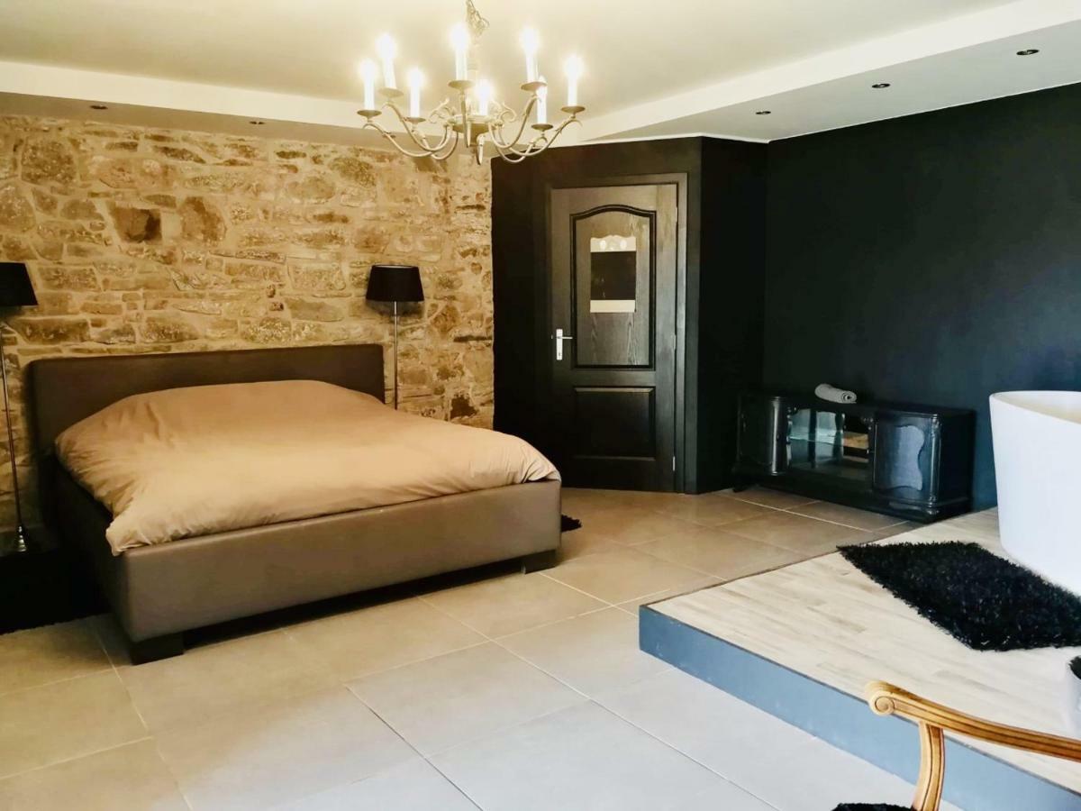 Le Chateau De Balmoral Sart-lez-Spa Екстериор снимка