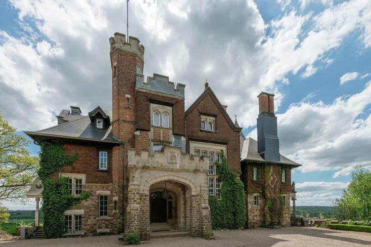 Le Chateau De Balmoral Sart-lez-Spa Екстериор снимка